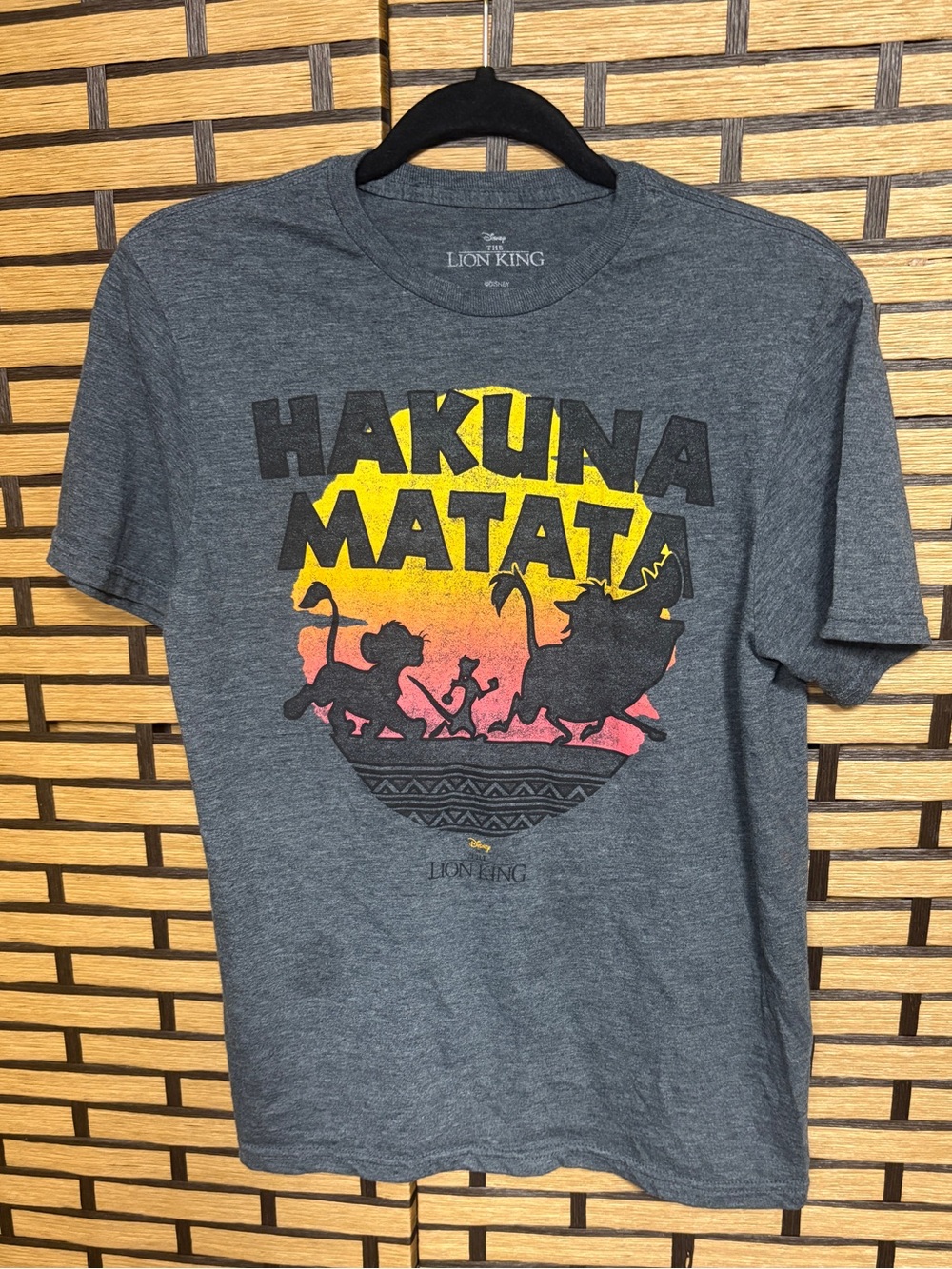 Lion king gray hukuna matata tee size small
